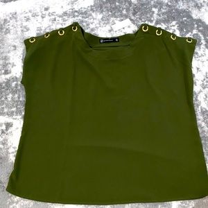 Brand new!!! NY&Co blouse very beautiful forest green